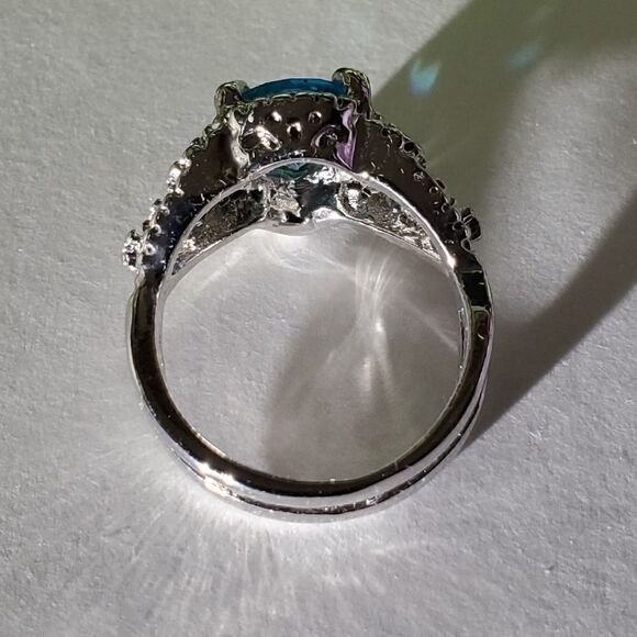 Pear Cut Sky Blue 7.32 Ct Topaz Coctail Ring on 925  Sterling Silver  Women's - Picture 5 of 5